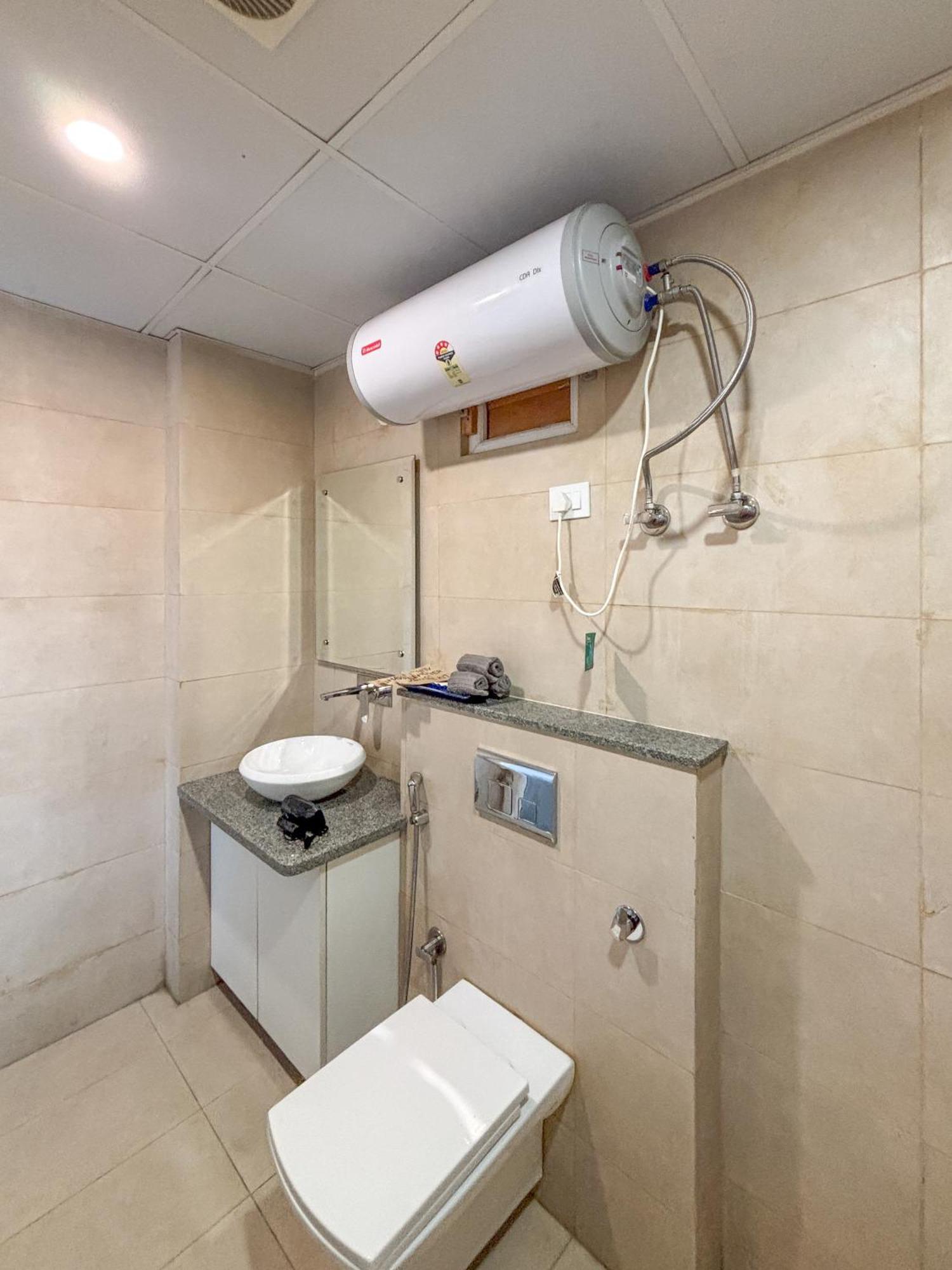 Housr Hsr 1 Studio Apartment Near Manipal Hospital Bangalore Exterior photo